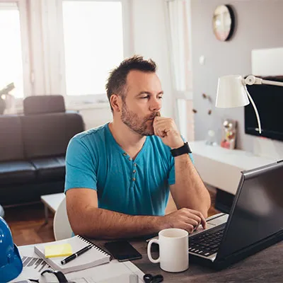 Partecipante al corso online aggiornamento lavoratori smart working