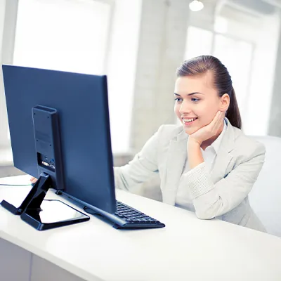 Lavoratrice che partecipa al corso formazione generale e specifica