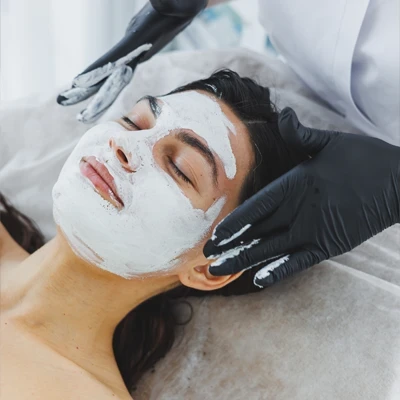 Trattamento viso donna