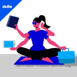 Donna multitasking seduta su un tappetino da yoga